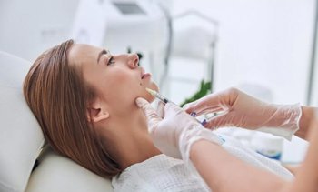 ヒアルロン酸とは？